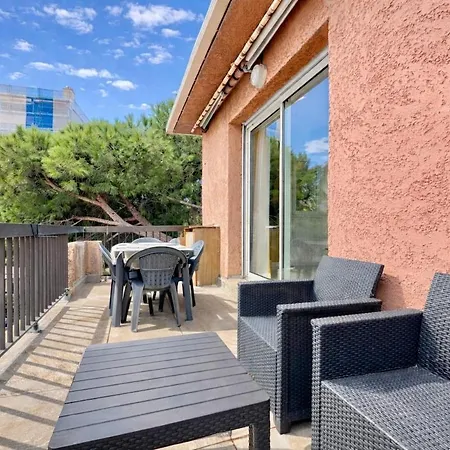 Lejlighed 1 Chambre, Balcon, Proche Des Plages