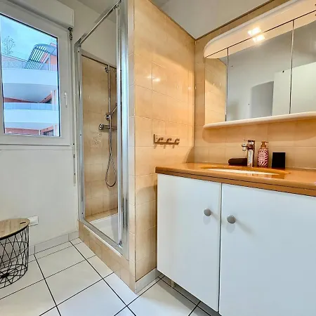 Apartment 1 Chambre, Balcon, Proche Des Plages Frejus