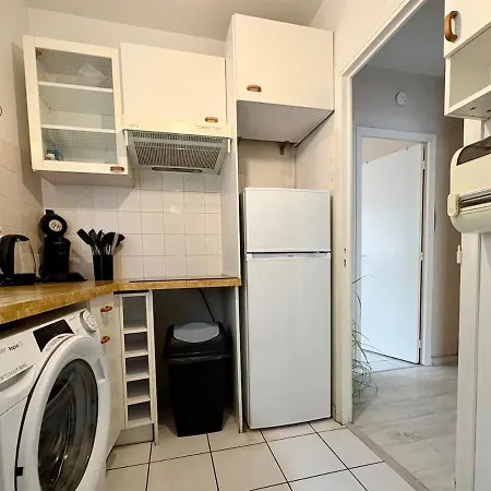 1 Chambre, Balcon, Proche Des Plages Apartment Frejus