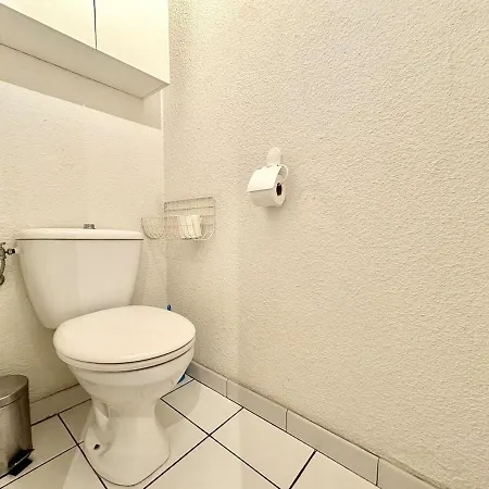 1 Chambre, Balcon, Proche Des Plages Apartment